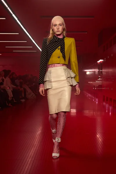 Look 51